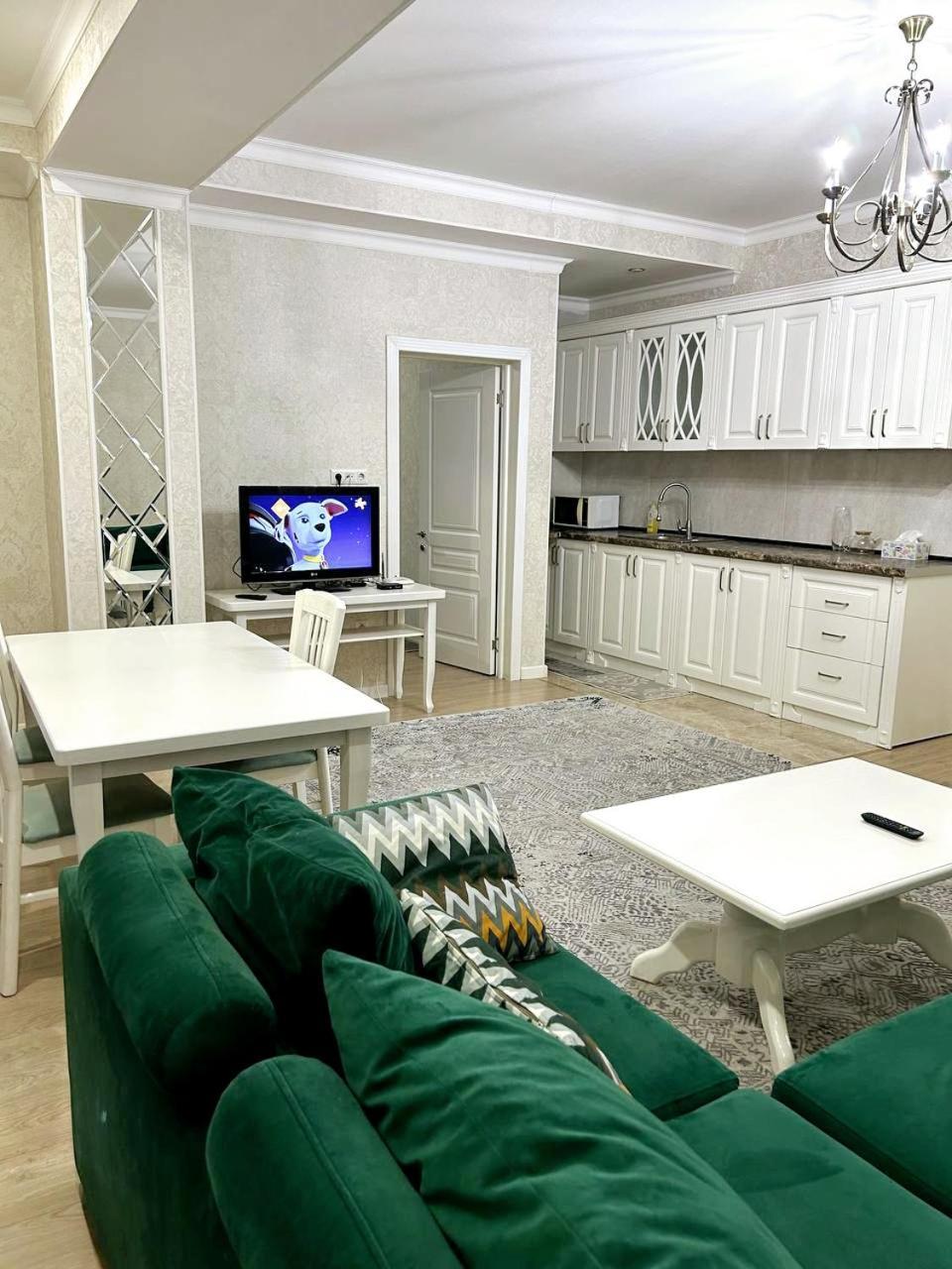 Comfortable Apartment Bishkek Luaran gambar